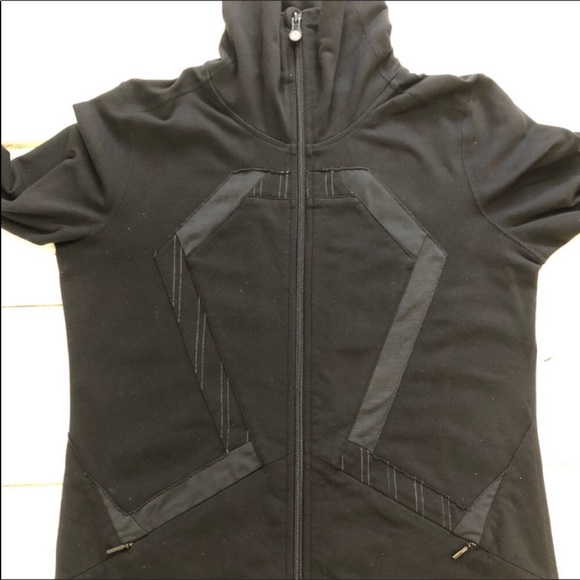 Lululemon Athletica Black Long Sleeve Jacket Sz 6 - Picture 3 of 8